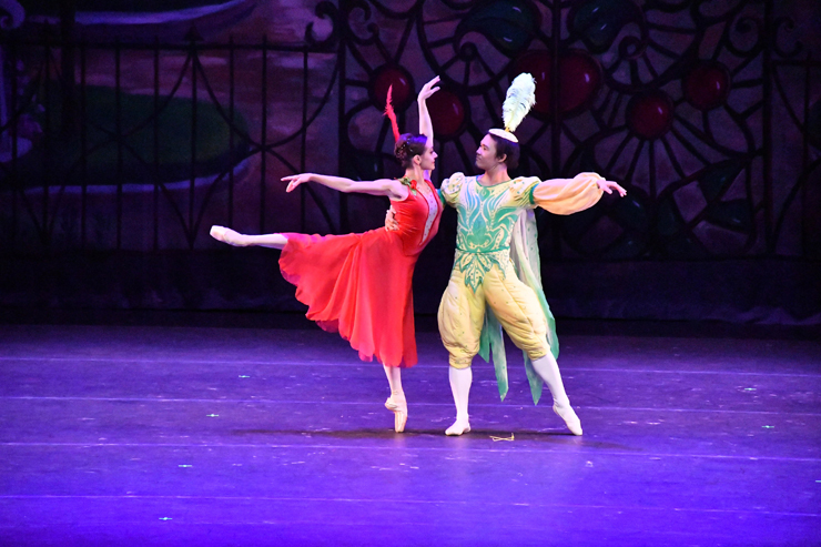 Mary Carmen Catoya and Keisuke Nishikawa as Countess Cherry and Prince Lemon. (photo by Patricia Laine)