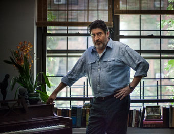 Alfred Molina