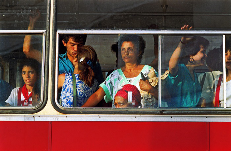 MED RES - Un Beso (Havana, Cuba) by Marice Cohn Band.<br>
Courtesy of Lisa Morales from the Home Show.