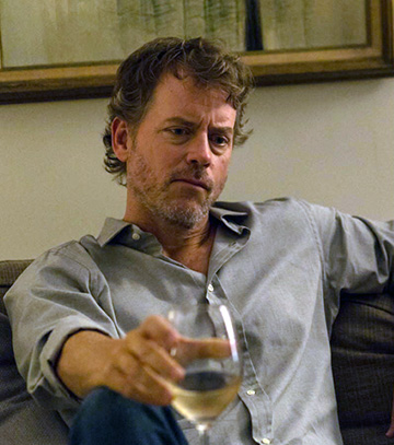 Greg Kinnear.