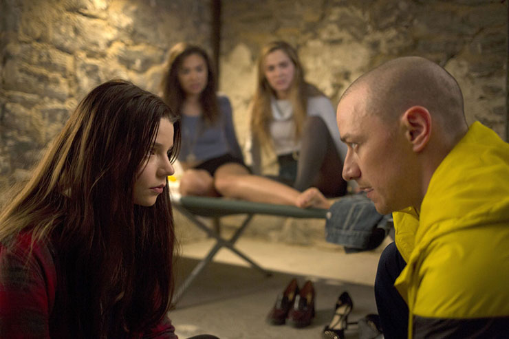 Anya Taylor-Joy, Jessica Sula, Haley Lu Richardson, James McAvoy
