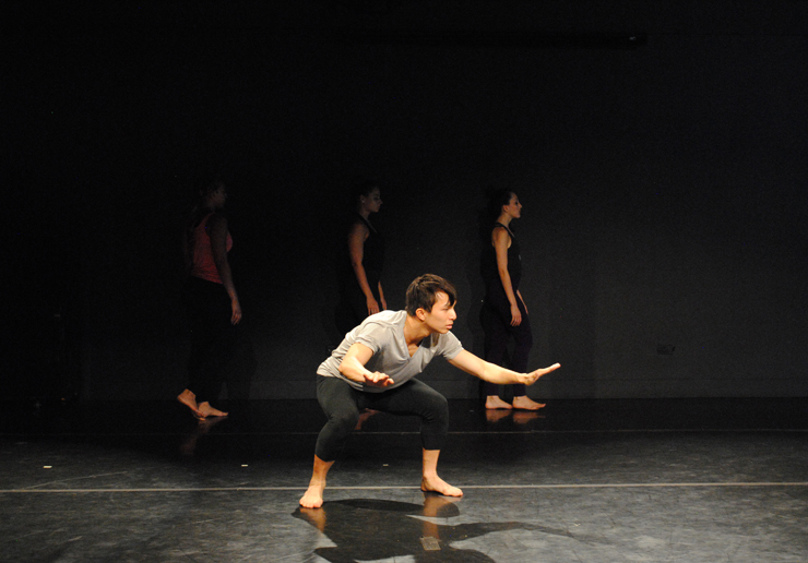Dancer Yu-mien Wu. Photo by Karima Arabia.