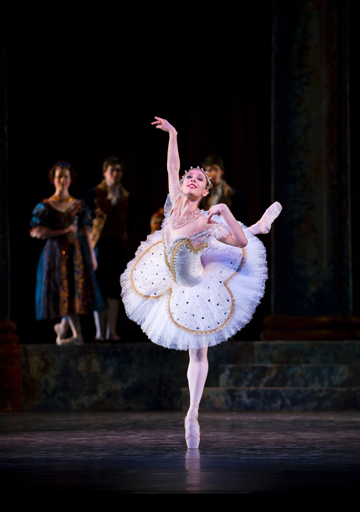 Yolanda Correa dances Sleeping Beauty