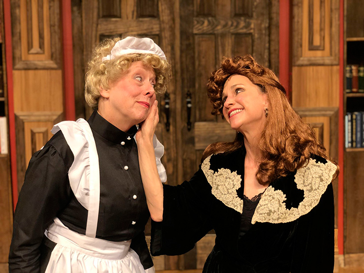 From left to right: JCAT actresses Debbie Bekefi (Helsa) and Linda Drozdow (Elsa) in “The Musical Comedy Murders Of 1940.”