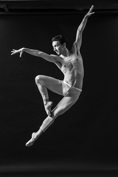 Dancer Yanis Eric Pikieris, Photo (c) Luis Corona, courtesy of Dimensions Dance Theatre of Miami