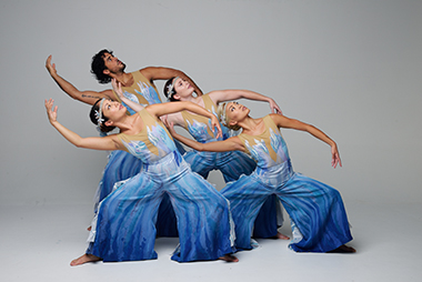 Elemental, (Water section), photograhper SimonSoong, dancers L_R Allyn Ginns, Joshua Rosado, Renee Roberts, Isabelle Haas