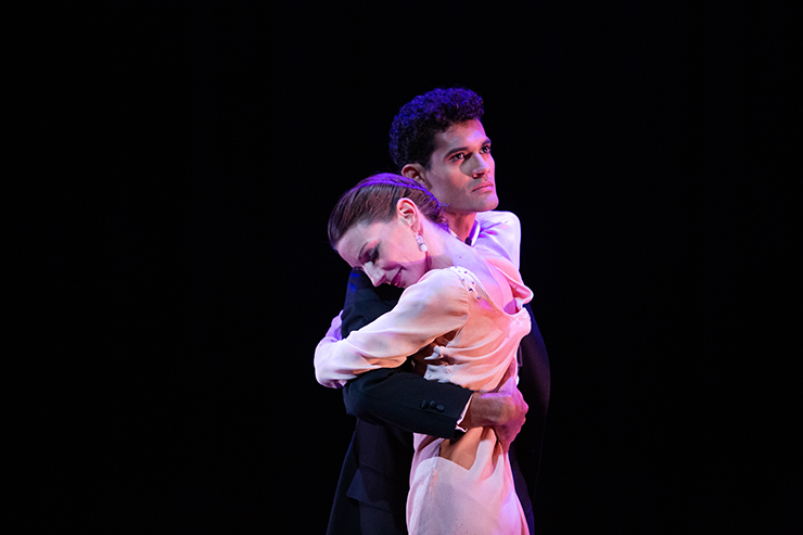 Ashley Knox and Renan Cerdeiro in