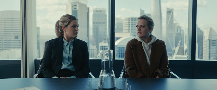 Harriet Dyer, Elisabeth Moss.