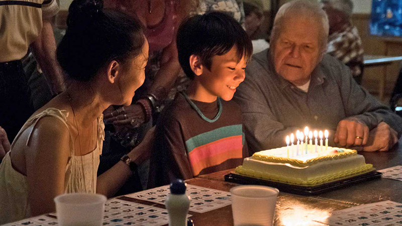 Hong Chau, Lucas Jaye, Brian Dennehy in 