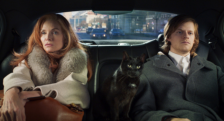Michelle Pfeiffer as Frances Price and Lucas Hedges as Malcolm Price in