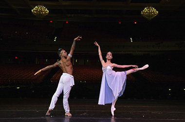 Ihosvany Rodriguez and Gretel Batista. (Photo by Simon Soong)