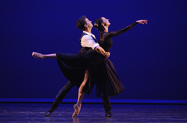 Milwaukee Ballet, Marize Fumero and Arionel Vargas. (Photo by Simon Soong)
