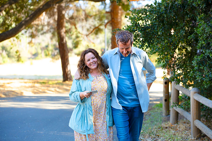 Melissa McCarthy and Chris O'Dowd in a scene from 