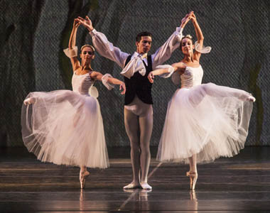 Les Sylphides featuring Katherina Markowskaja, Arianne Martin and Oscar Sanchez. (Photo by Carlos Llano)