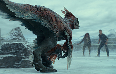 A Pyroraptor, DeWanda Wise and Chris Pratt in a scene from