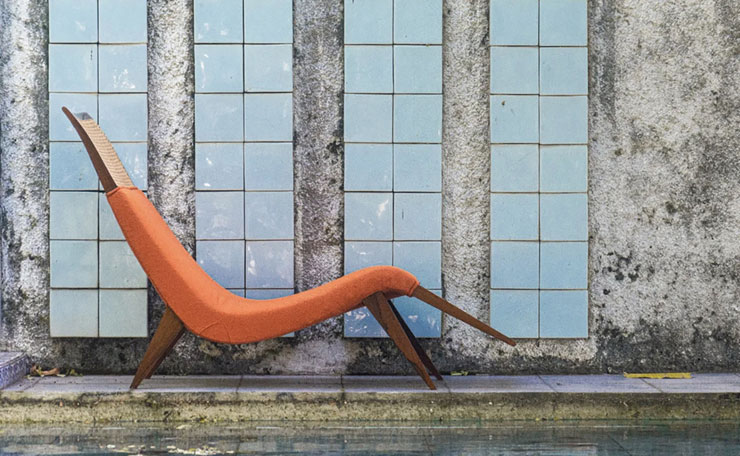 Design Miami, Chaise Lounge, 1960 by Joaquim Tenreiro at the Diletante 42 gallery (Photo courtesy of the artist)