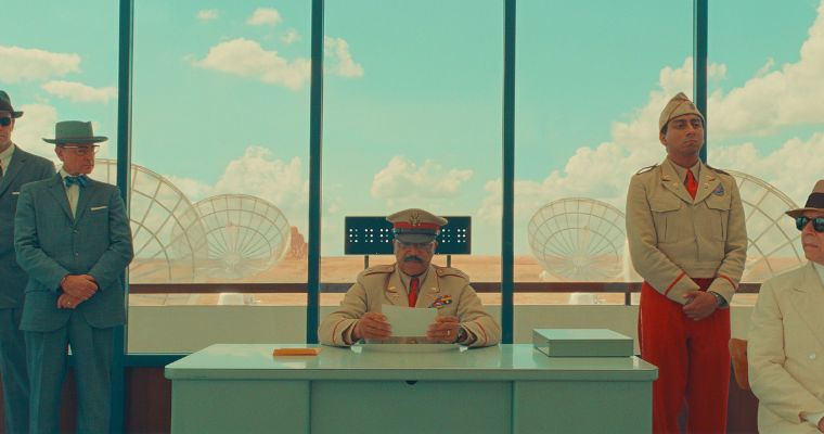 Fisher Stevens is Detective #1, Jeffrey Wright is General Grif Gibson and Tony Revolori is Aide-de-Camp in a scene from