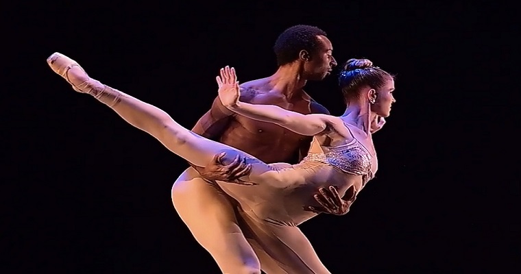 Chloe Freytag and Daniel White in Gerald Arpino's “Light Rain” for Dimensions Dance Theatre of Miami's performances on July 15 and 16. (Photo by Simon Soong)
