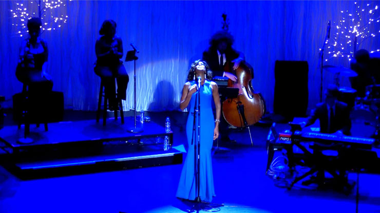 Nicole Henry at her 2019 concert at the Colony,