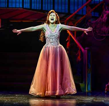 Melanie Fernandez (Photo by Larry Marano)