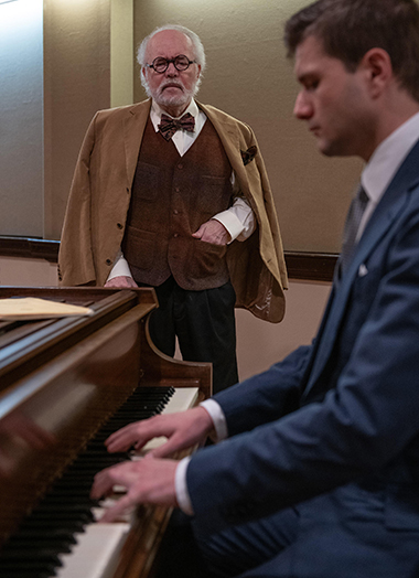 Keith Baker plays Professor Josef Mashkan and Teddy Warren is a 25-year-old American piano prodigy Stephen Hoffman. (Photo of Magnus Stark)