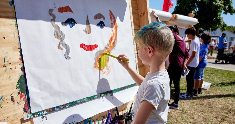 Art is fun at the Coconut Grove Arts Festival running this year over President's Day Weekend. (Photo courtesy of the Coconut Grove Arts Festival)