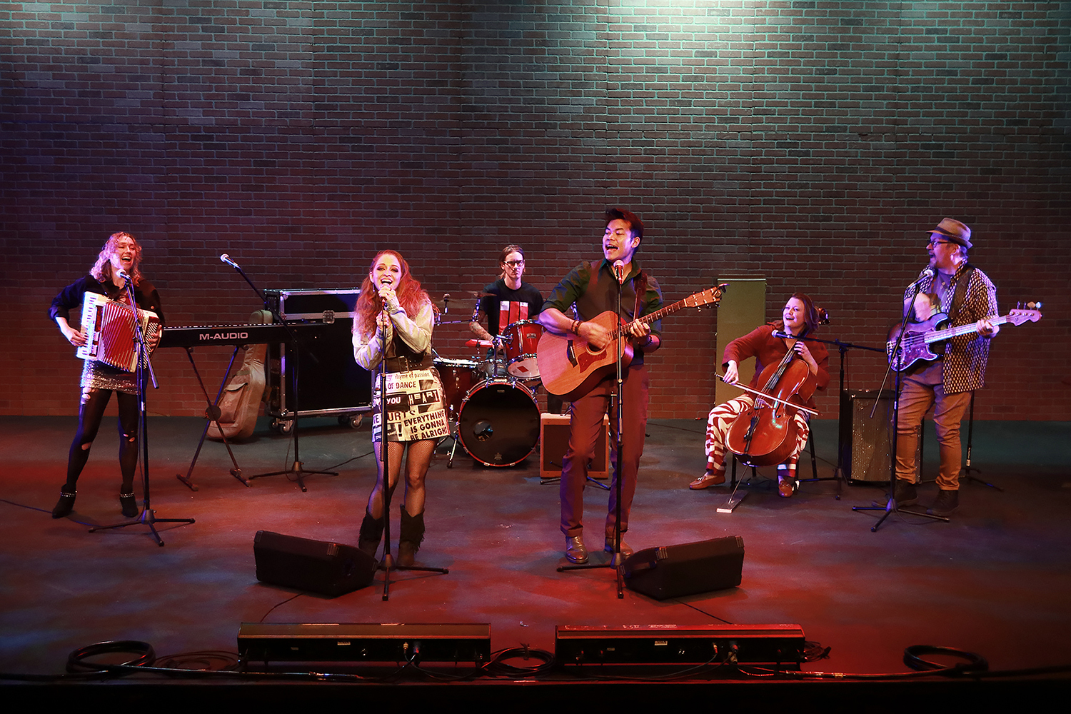 Melanie Vitaterna, Mallory Newbrough, Dennis Fuller, Nate Promkul, Jenn Chandler, and Stephen G. Anthony in Actors' Playhouse production of