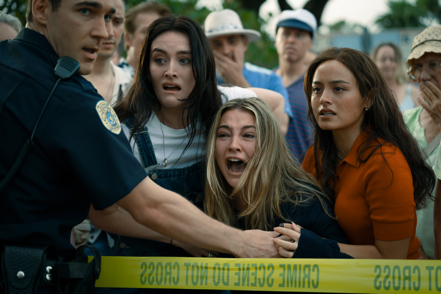 Sarah Pidgeon as Stevie Ward, Madelyn Cline as Danica Richards and Chase Sui Wonders in a scene from 