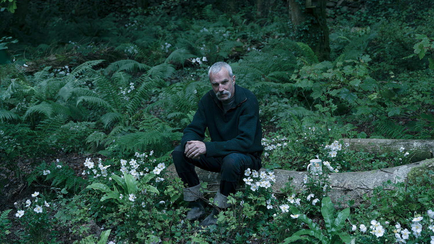 Daniel Day-Lewis as Ray Stoker in a scene from 