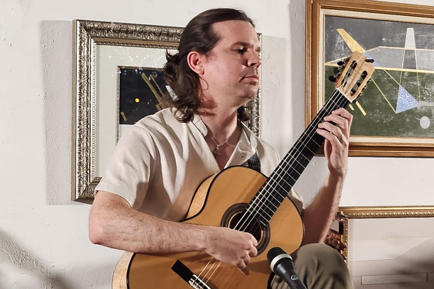 Alberto Puerto during concert at Dorn Building (Photo Courtesy of Jose Angel Castro)