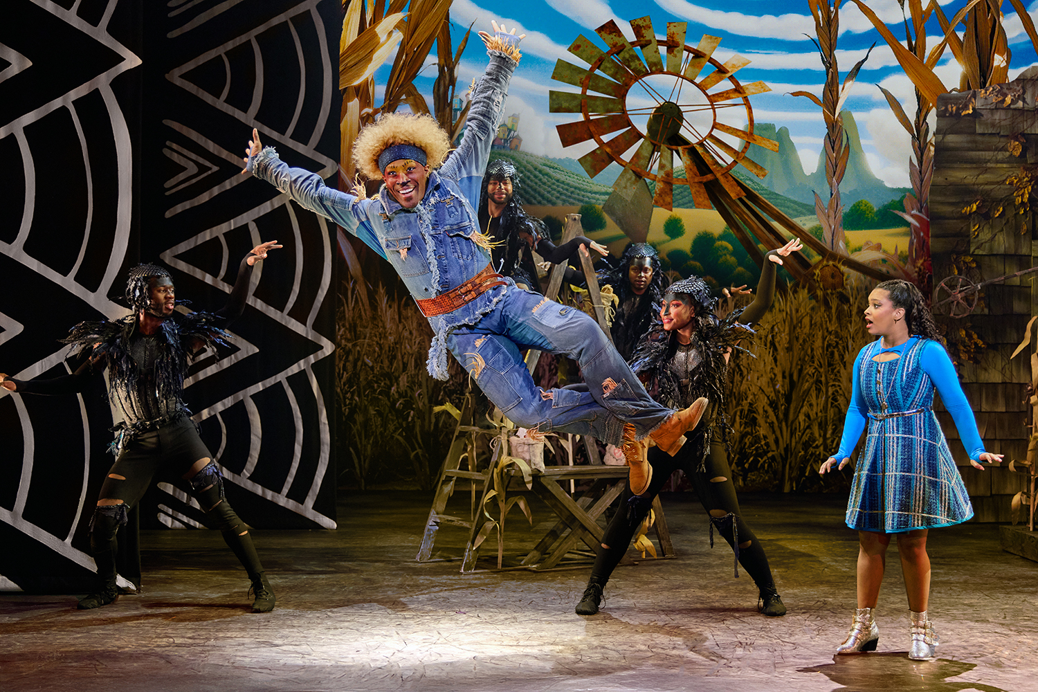 Elijah Ahmad Lewis as The Scarecrow and Dana Cimone as Dorothy now at the Adrienne Arsht Center in Miami as part of the Broadway in Miami series. (Photo by Jeremy Daniel)