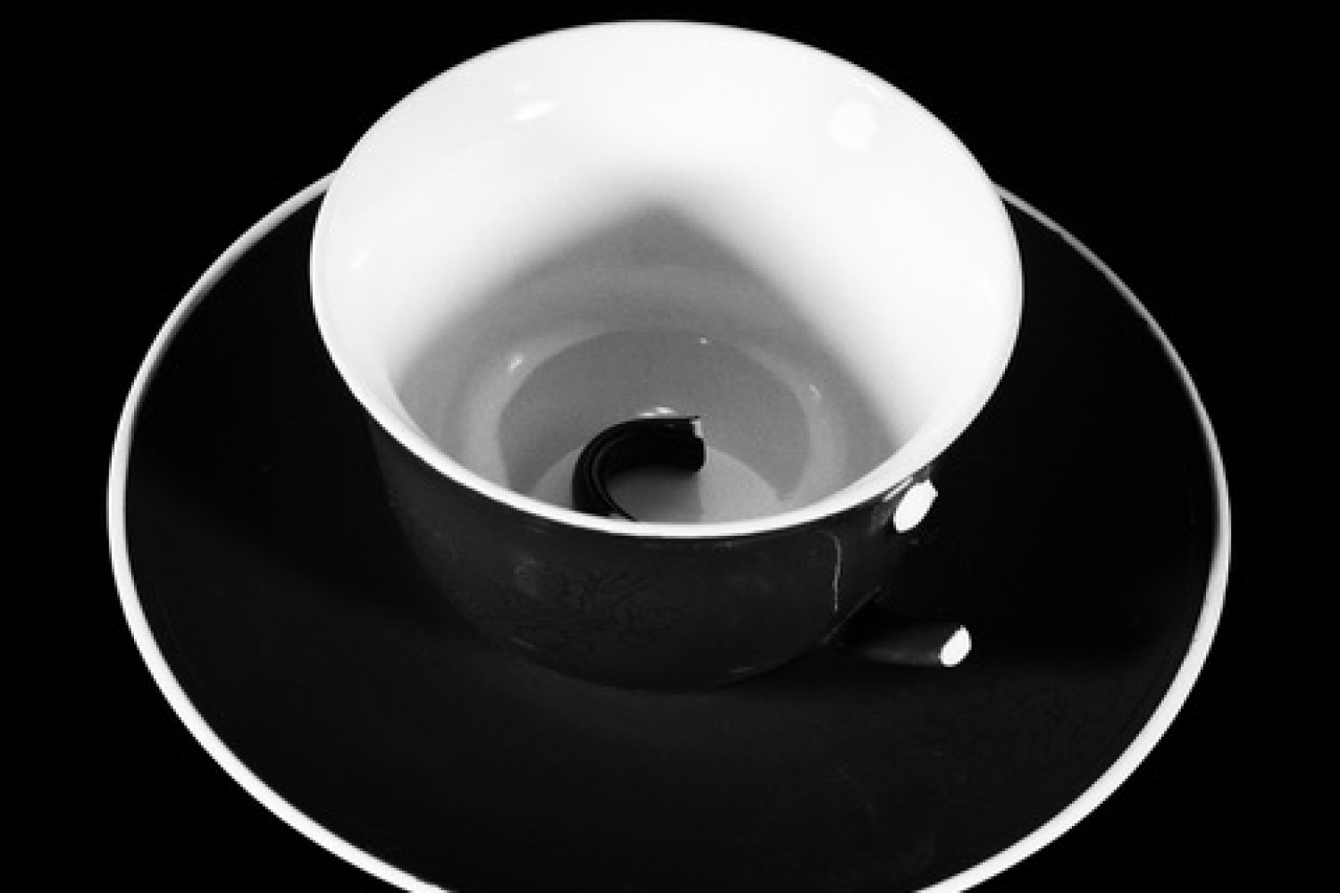 Evelyn Sosa, No Place is Far Away (Image courtesy of artist)