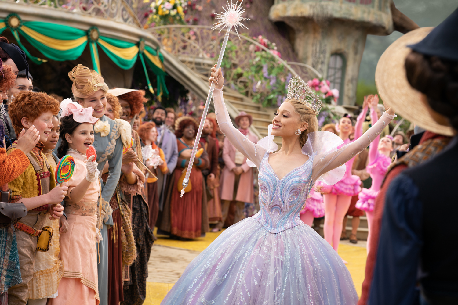 Ariana Grande as Glinda in a scene from 