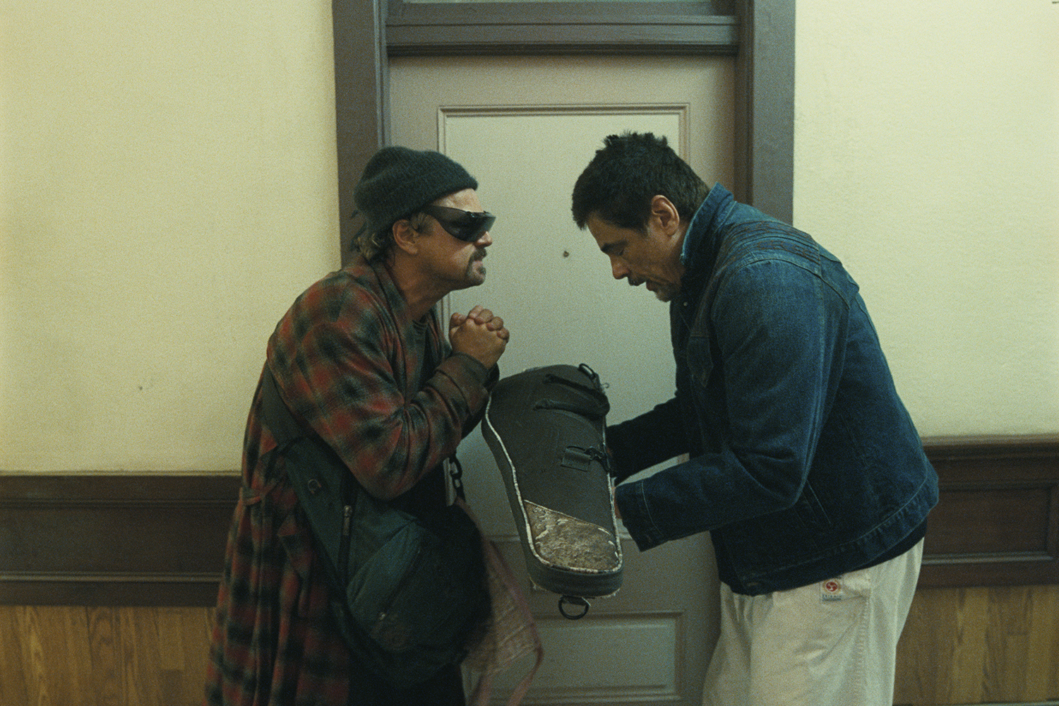 Leonardo DiCaprio as Bob Ferguson and Benicio del Toro as Sensei Sergio St. Carlos in a scene from 