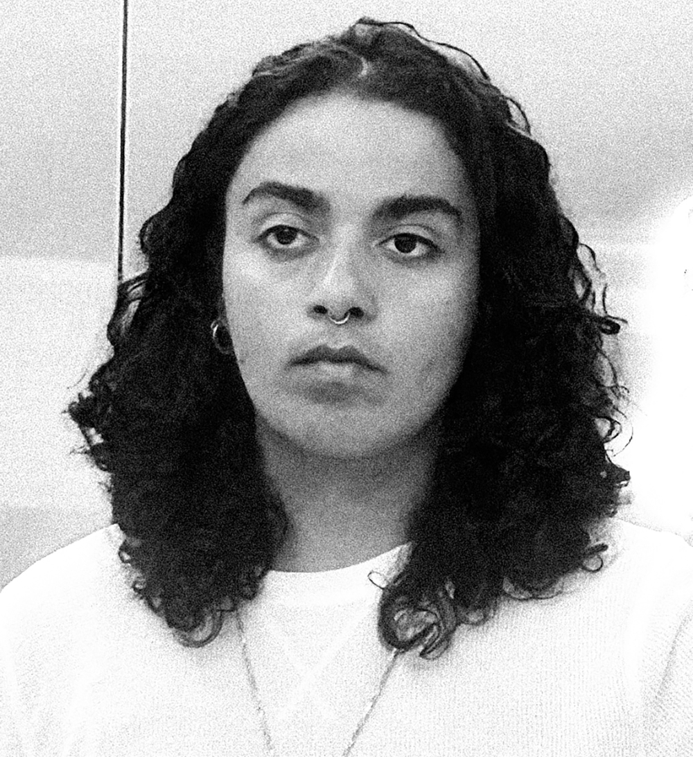 Artist Nina Osoria Ahmadi performs 