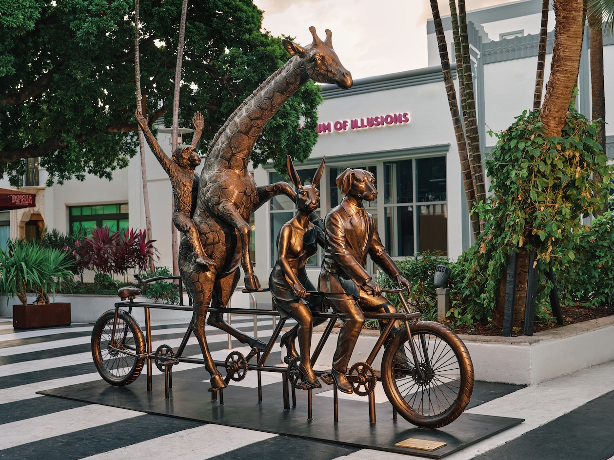 Gillie and Marc are Known for their wildlife-inspired work, 