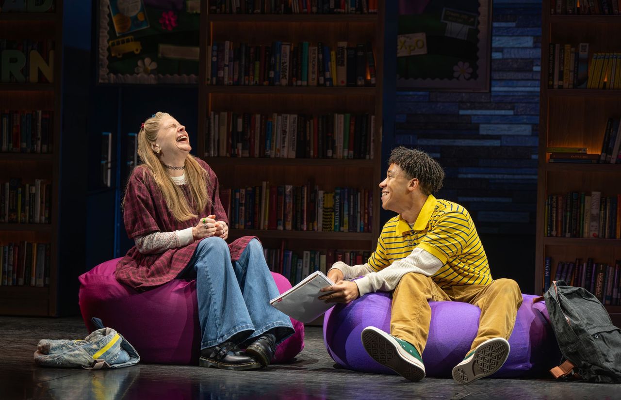 Ann Morrison playing Kimberly Levaco, and Marcus Phillips, playing Seth, during the National Tour of 