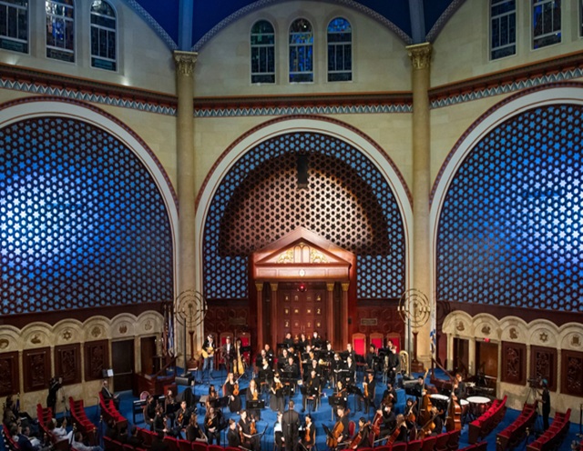 The Miami Beach Classical Music Festival (MMF) is bringing a fully immersive symphonic experience inside the historic Temple Emanu-El Sanctuary on Friday, July 18 at 8:30 p.m. (Photo courtesy of MMF)