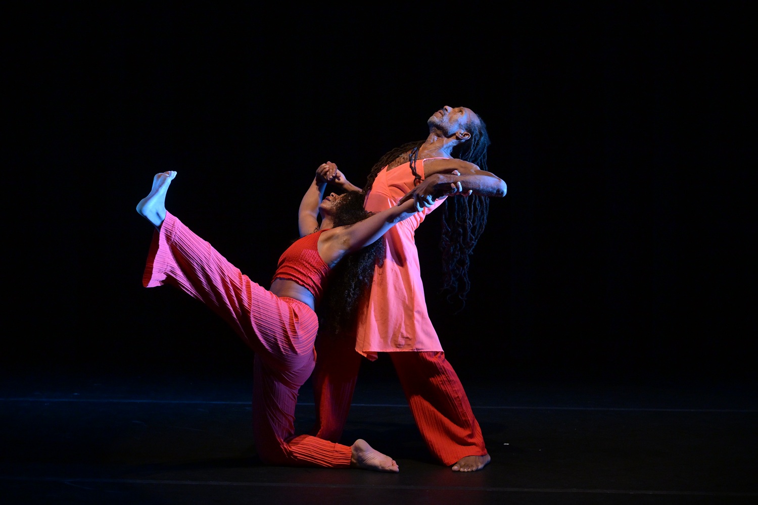 Pioneer Winter Collective, Birds of Paradise, with dancers Jessica Gilmore and Clarence Brooks (Photo by Simon Soong)